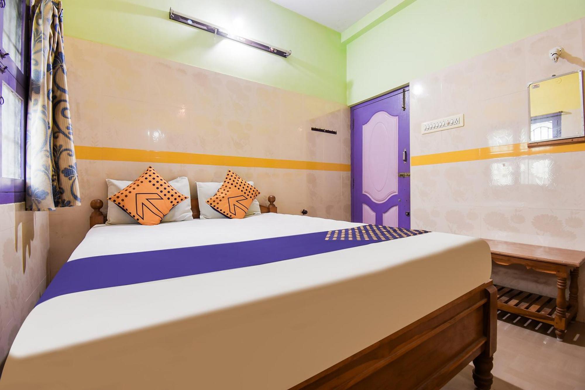 Hotel O K.S.Lodge Tribhuvanam Exterior foto